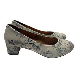 Walk With Me Coldwater Creek Floral Butterfly Print Leather Heels SIZE 9.5